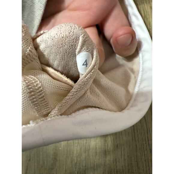 Lululemon Free To Be Strappy Back Yoga Sports Bra White Criss Cross Size 4 - Picture 4 of 5